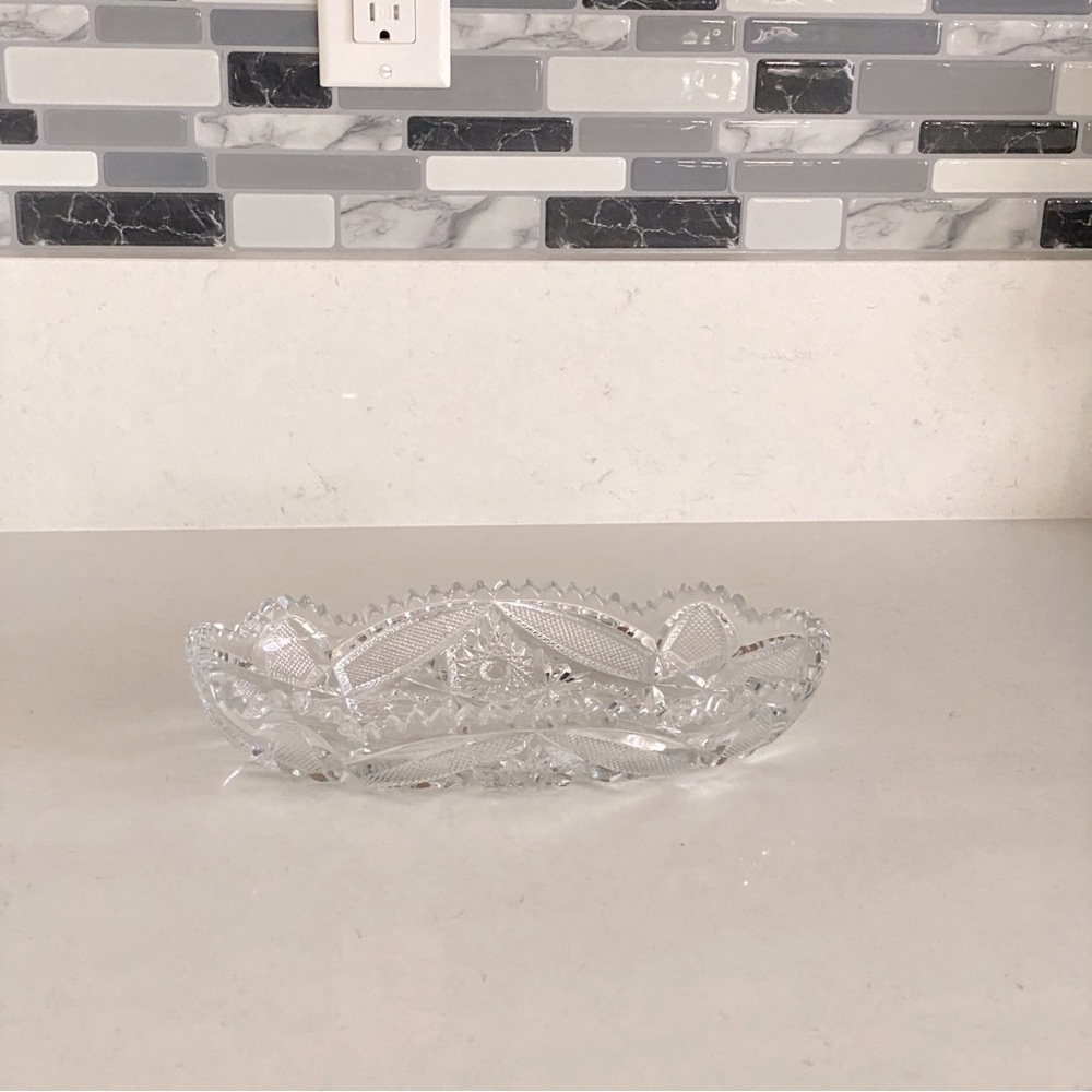 Vintage 0val Sawtooth Divided Nut, Snack Condiment Dish Depression Glass Crystal